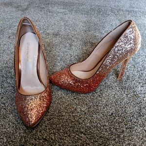 Shoedazzle Teagan size 8. Pink sparkle